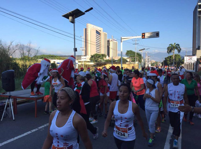 Festival Santa Corre Copá Badú viene con todo