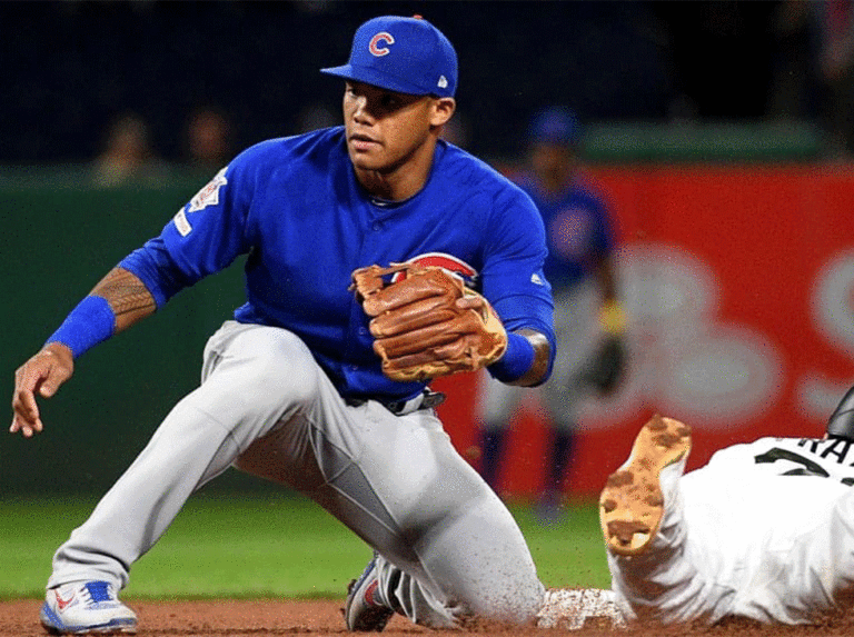 Cachorros dejaron libre a Addison Russell