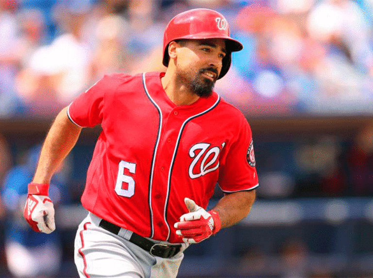 Rangers se habrían reunido con Anthony Rendón