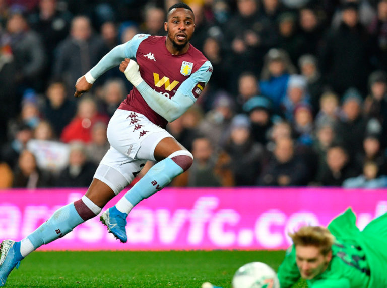 Aston Villa rebaja su sueldo un veinticinco por ciento