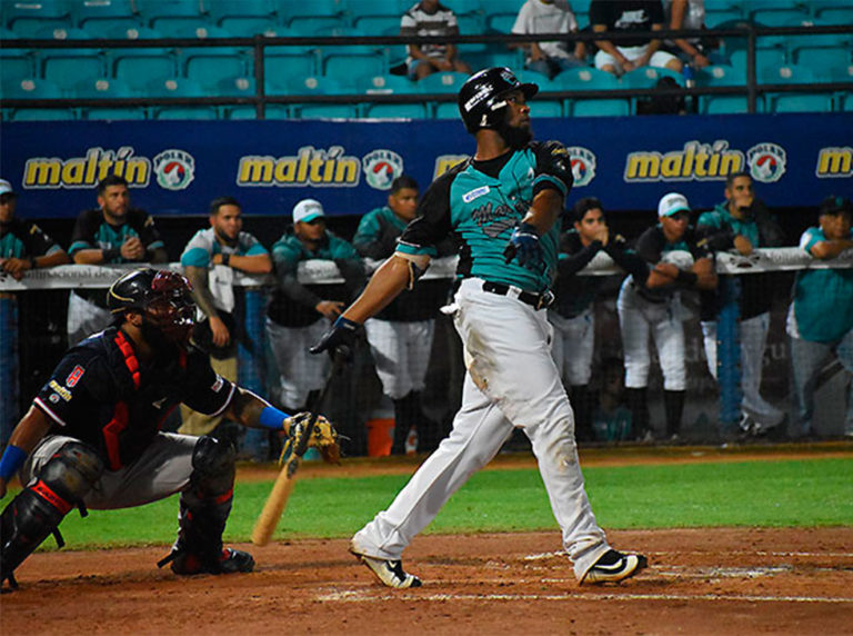 Bravos superó a Tigres en choque de muchas carreras
