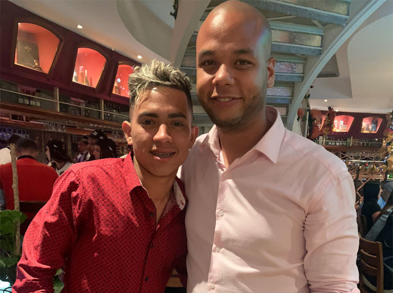 Los campeones desean una Feliz Navidad al país