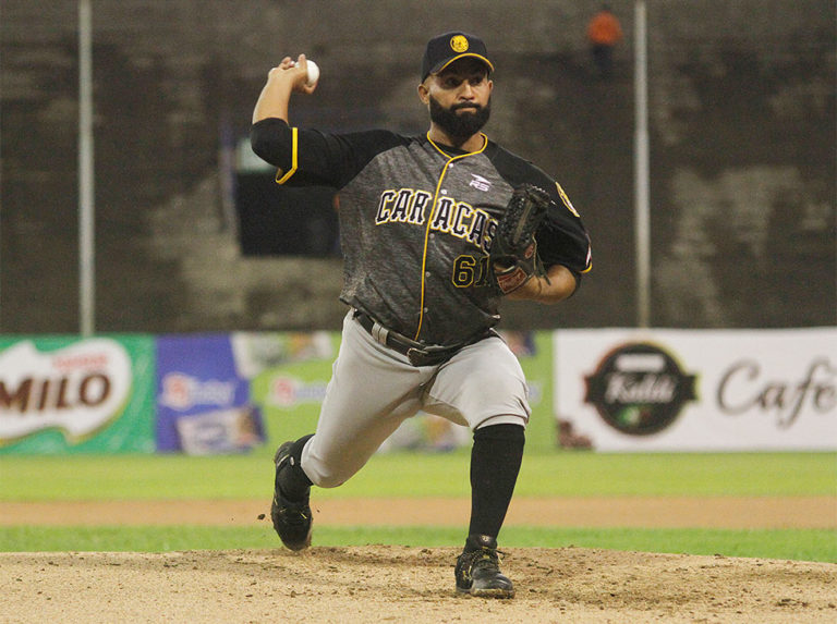 Leones parece hallar la dosis exacta en el pitcheo