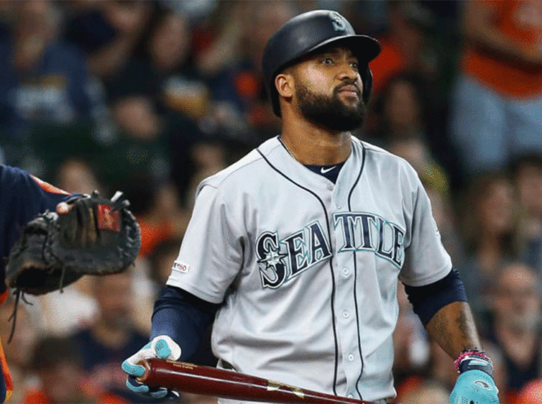 Domingo Santana fue dejado en libertad por los Marineros