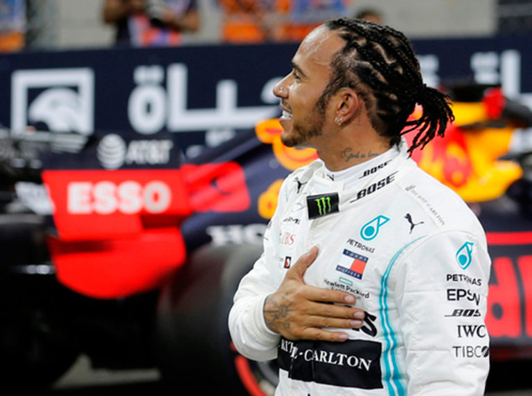 Hamilton: Orgulloso y agradecido a este equipo increíble