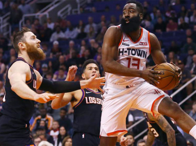 Harden comandó la victoria de Houston ante Phoenix