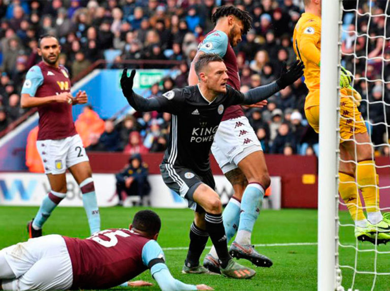 Leicester goleó al Aston Villa y sigue de cerca al Liverpool
