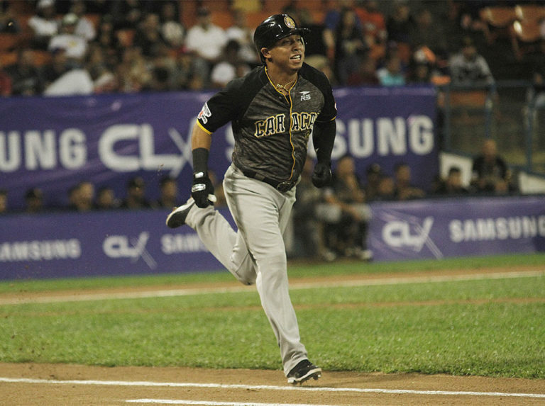 Leones coronó una gran gira y sigue alzado