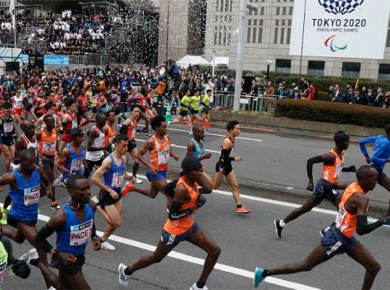 Maratón de Tokio recomienda no participar a corredores de China