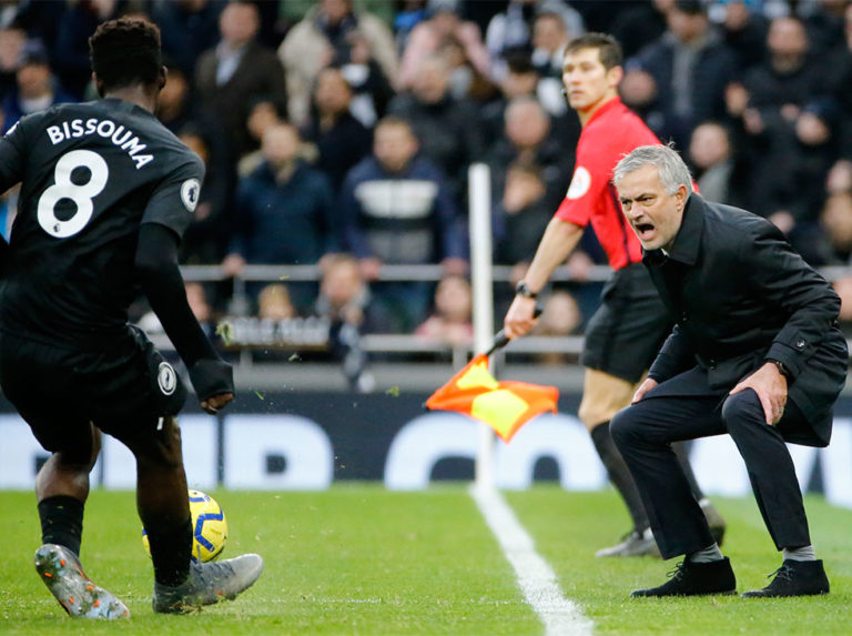 Tottenham de Mourinho se desinfló con empate