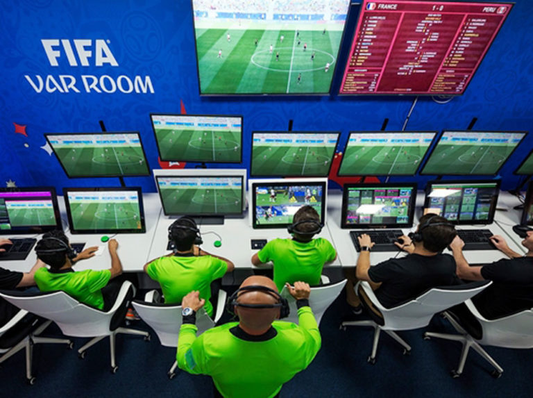 IFAB buscará fórmulas para mejorar la comprensión de las decisiones del VAR