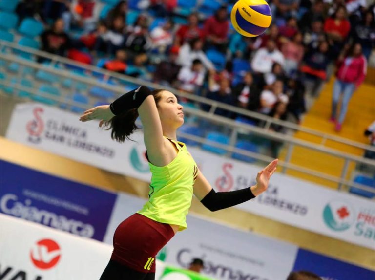 Voleibol femenino se alista para el Preolímpico