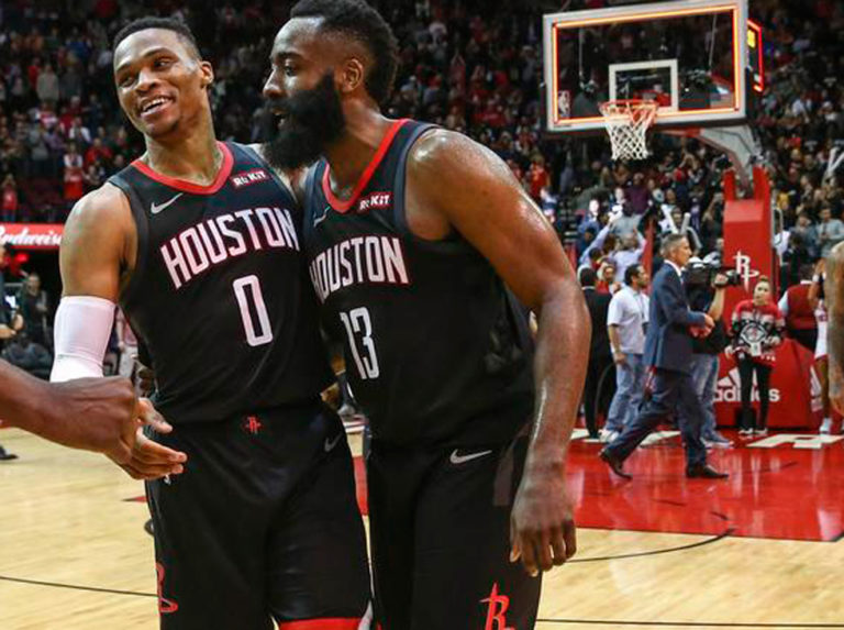 Westbrook y Harden se vengaron de los Spurs