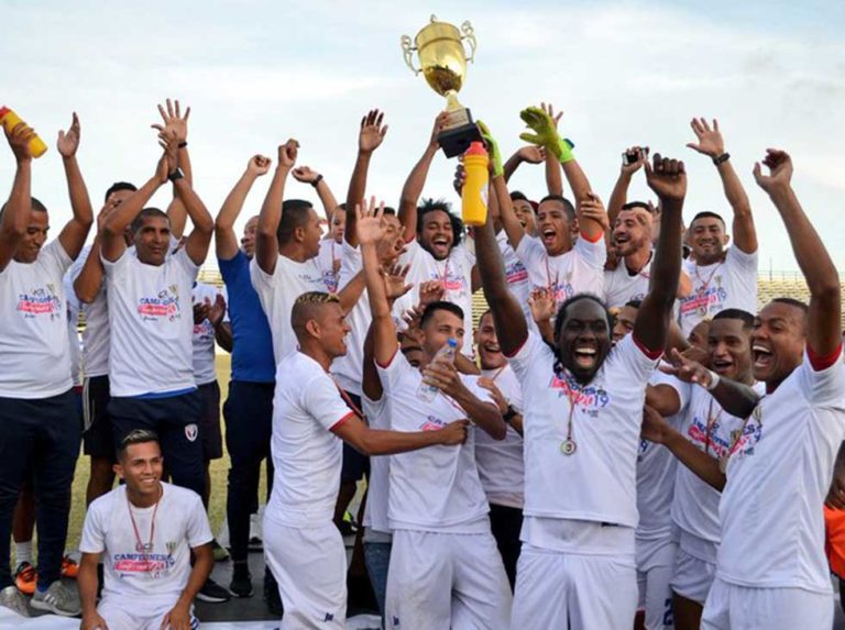 Yaracuyanos se coronó en la Segunda División