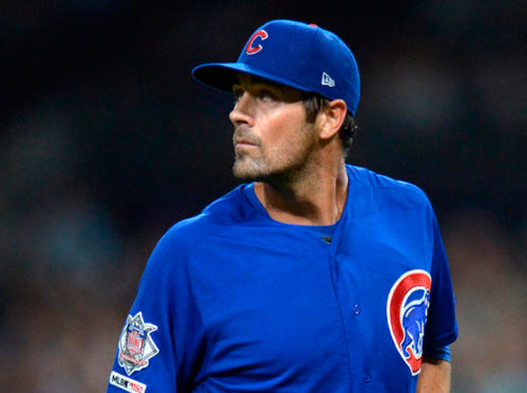 Cole Hamels firmó con los Bravos de Atlanta