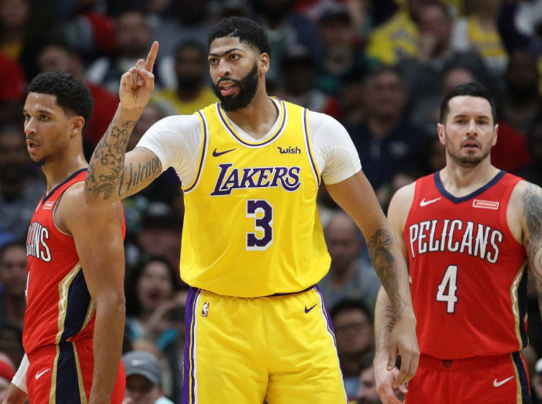 Anthony Davis tendría segura su continuidad en los Lakers
