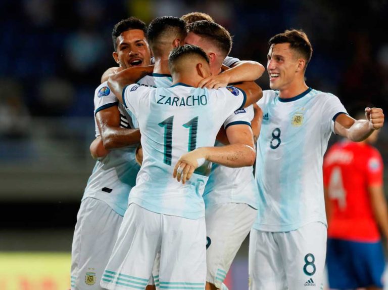 Argentina galopa a la fase final con Ecuador afuera