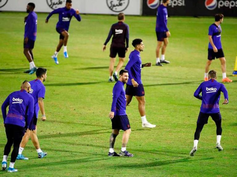 Barcelona se ejercita Yeda antes de medirse al Atlético Madrid