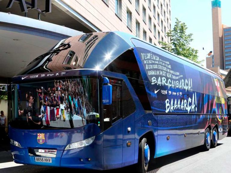 Autobús del Barcelona se pierde por Yeda