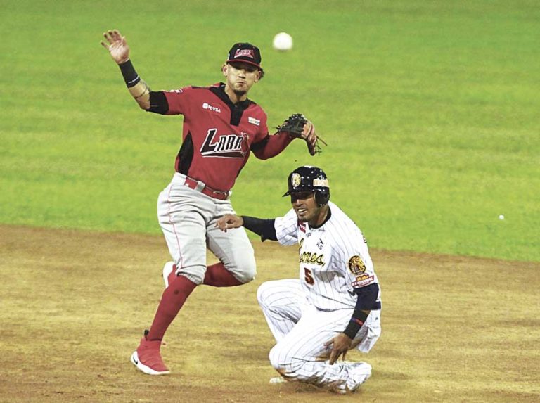 Cardenales cerrará gira en Valencia con ausencias