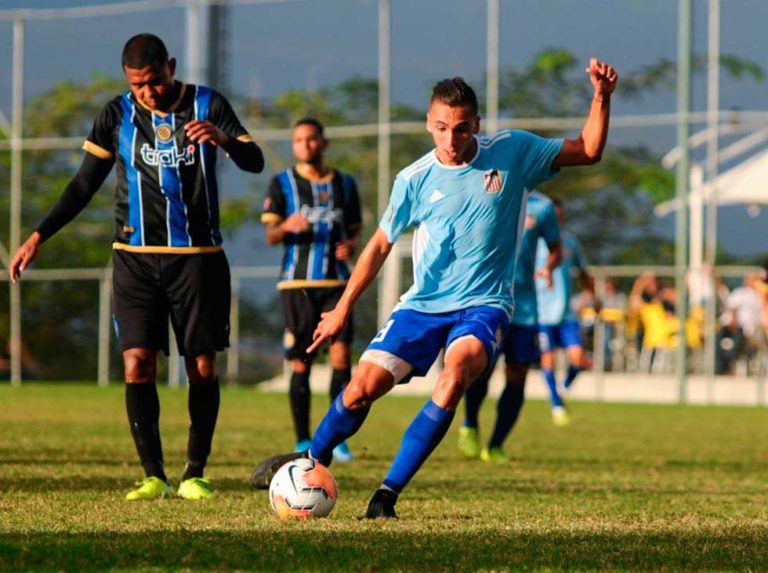 Carabobo  y Universitario, un duelo entre David y Goliat