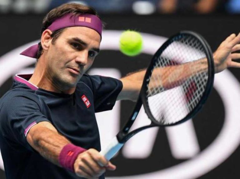 Federer sufre para llegar a octavos ante Millman