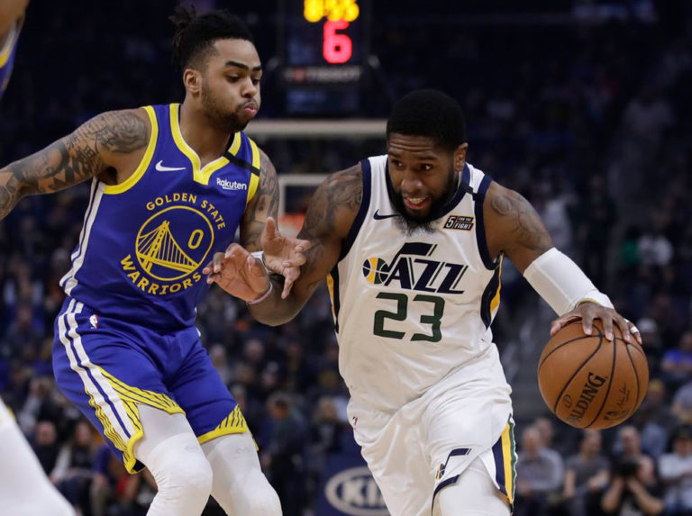 Mitchell contribuye con 23 puntos para triunfo de los Jazz