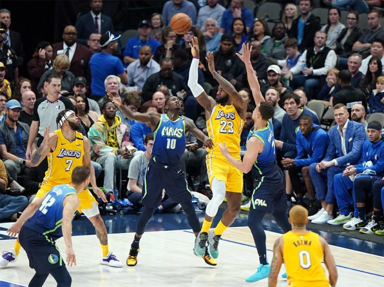 LeBron dejó atrás a Michael Jordan