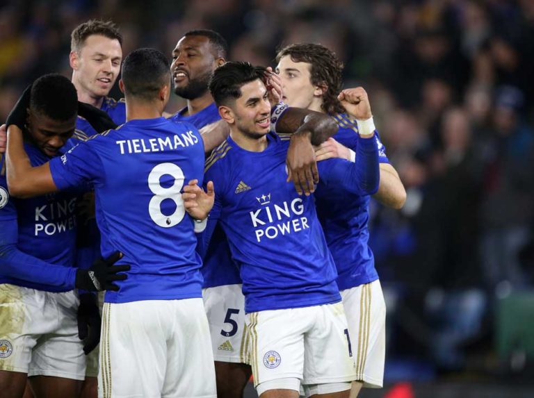 Ayoze Pérez hace doblete el día en que el Leicester pierde a Vardy