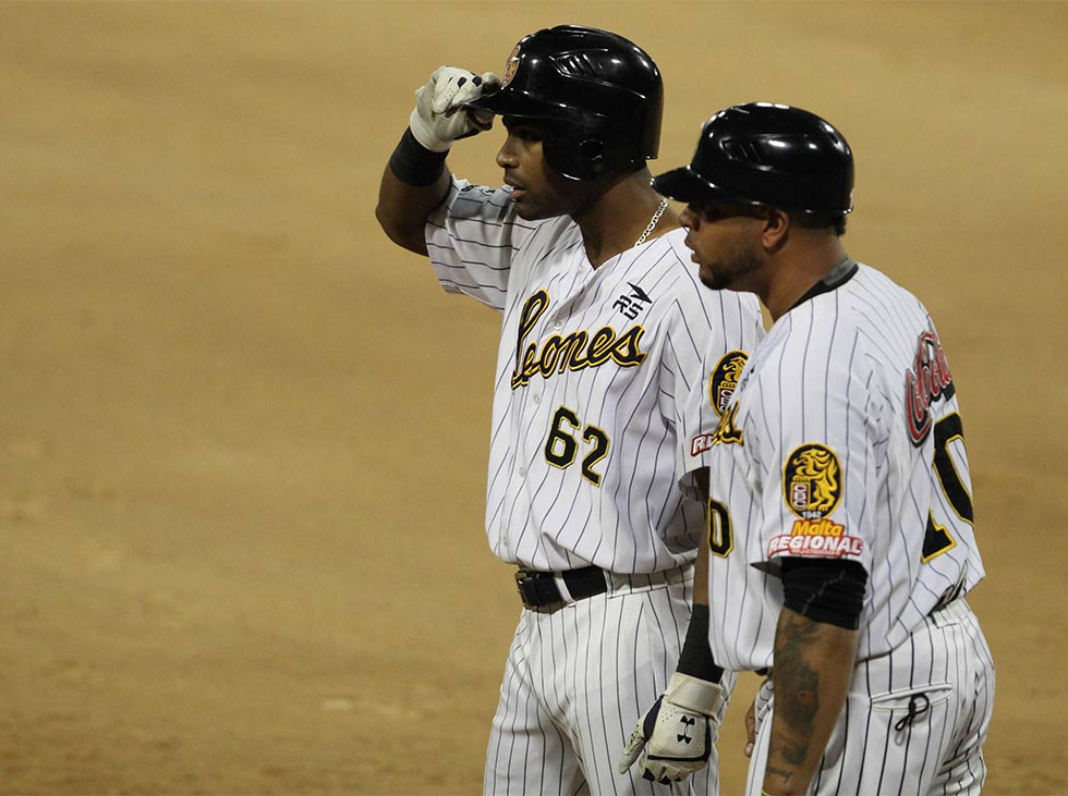 Leones