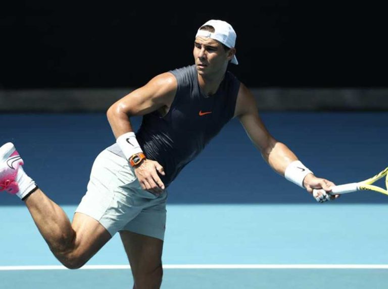 Nadal se entrenó previo a su debut frente a Dellien