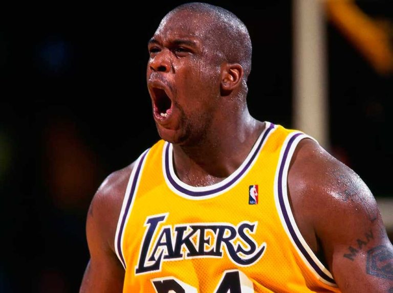 Shaquille  y Pau Gasol destrozados por la pérdida
