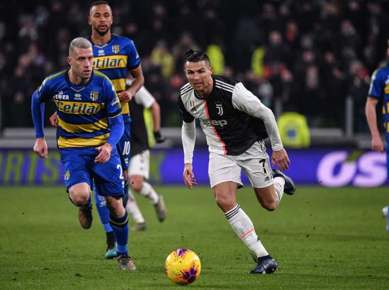 Fútbol italiano se jugará a puerta cerrada hasta que haya vacuna contra el virus
