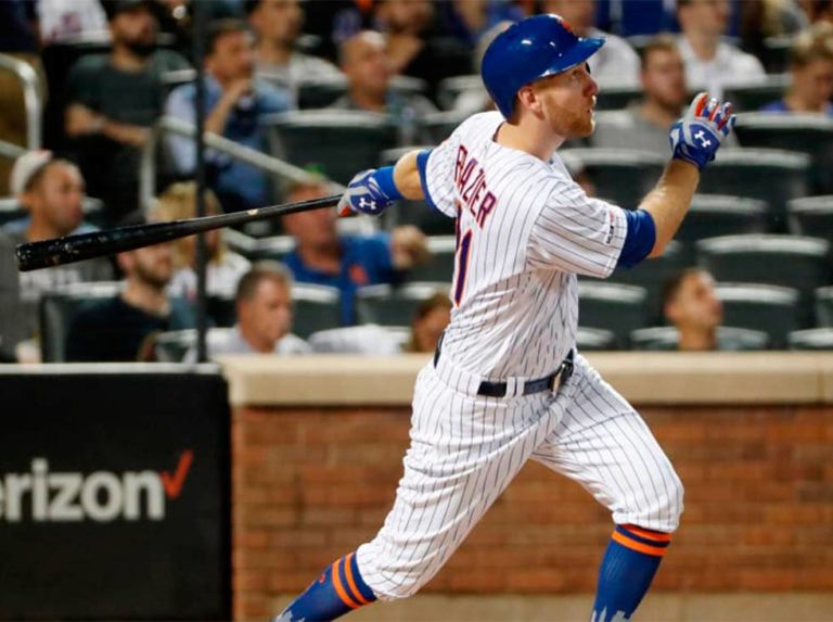 Rangers y Frazier pactan por una temporada
