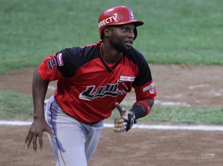 Dotel se adaptó a la liga y hoy recoge los frutos