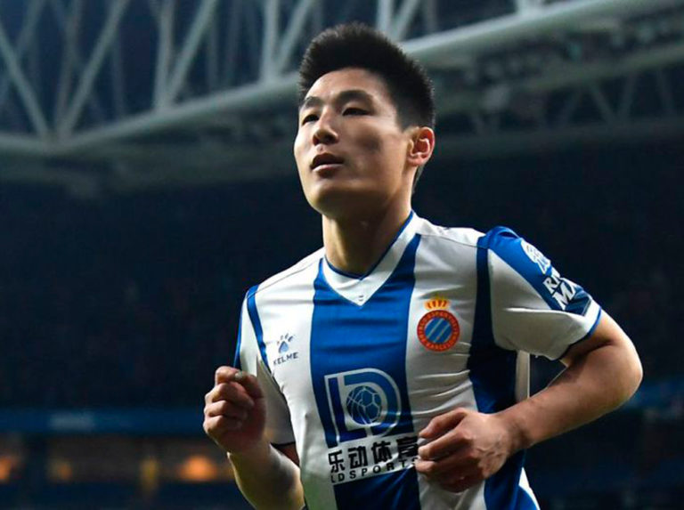 Medios y redes sociales chinas enloquecen con el gol de Wu Lei al Barcelona