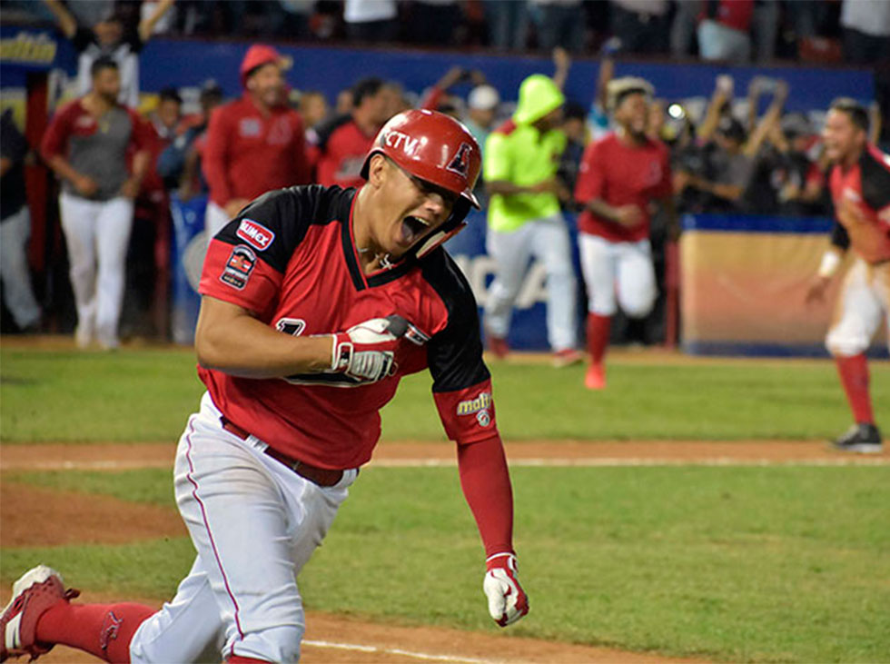Yonathan-Mendoza
