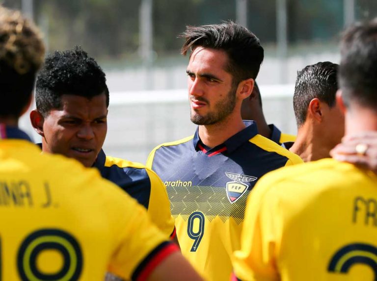 Ecuador preparada para debutar ante los chilenos