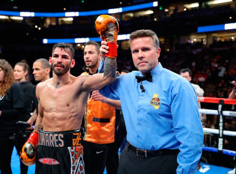 Linares ganó por KO en el Honda Center en Estados Unidos