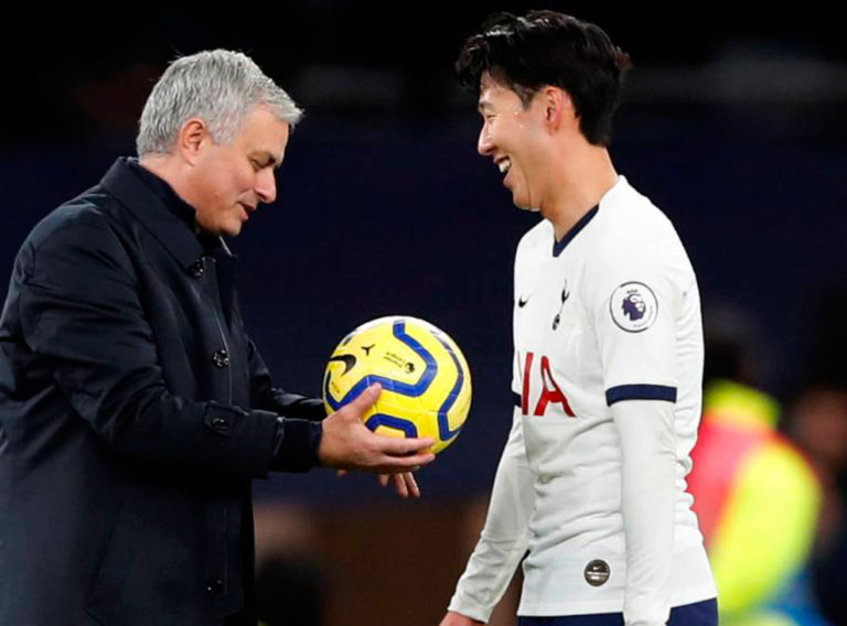 Son se lesionó el brazo y no estará ante el Chelsea