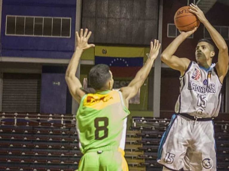Los jóvenes quieren tomar la batuta en el baloncesto
