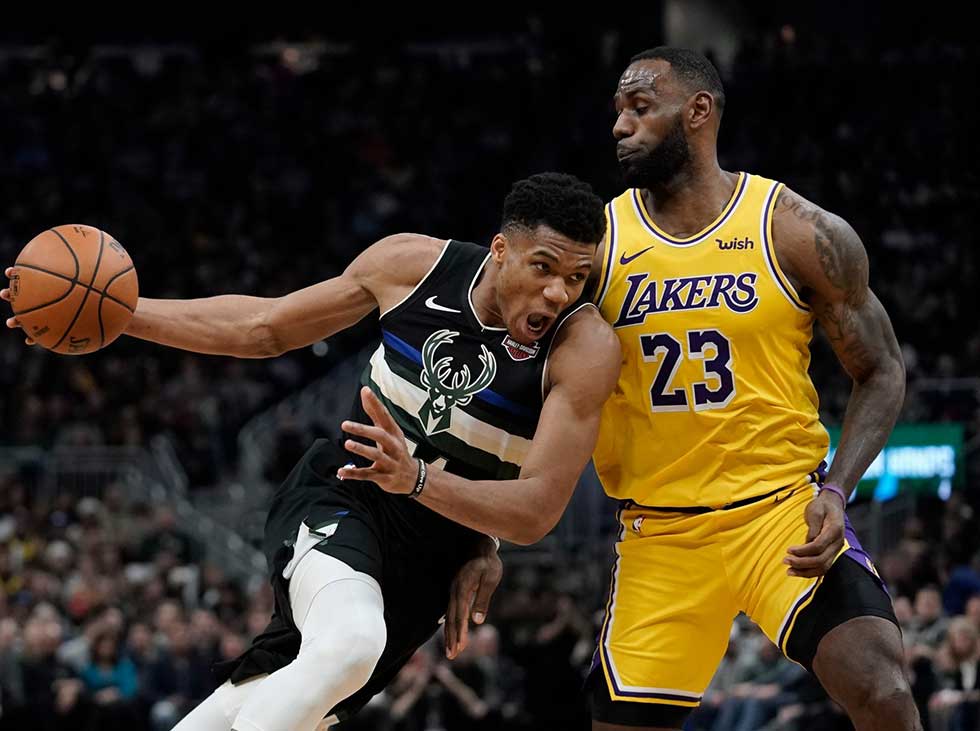 Giannis y James