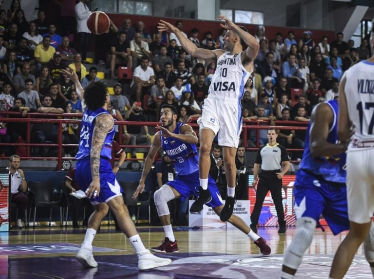 Venezuela debutó con triunfo en los clasificatorios a la Americup