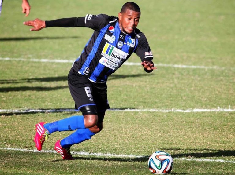 Mineros la tendrá difícil para el partido de vuelta
