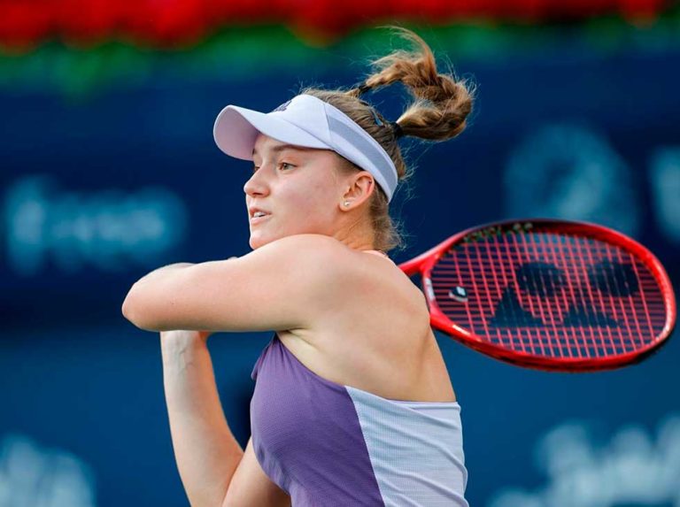 Rybakina reta a Halep por el título en Dubai