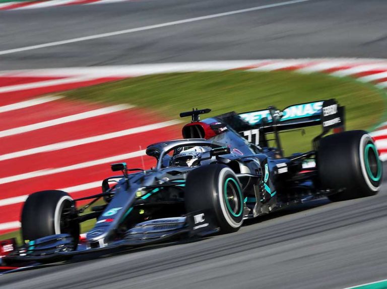 Bottas y Hamilton lideran la última jornada de test en Montmeló
