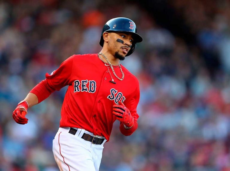 Por fin, Mookie  Betts con Dodgers