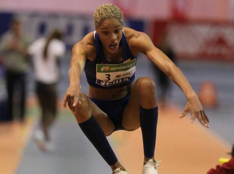 Yulimar Rojas se llevó el oro en salto largo
