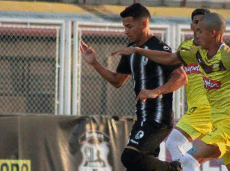 Zamora concluyó con triunfo la primera jornada