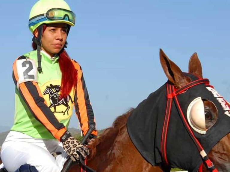 Cindy Carrero lidera certamen en La Rinconada
